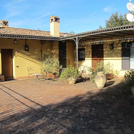 Agriturismo Scuderie Della Contea Sutri Exteriér fotografie